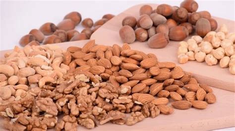 Badem nasıl tüketilmelidir?