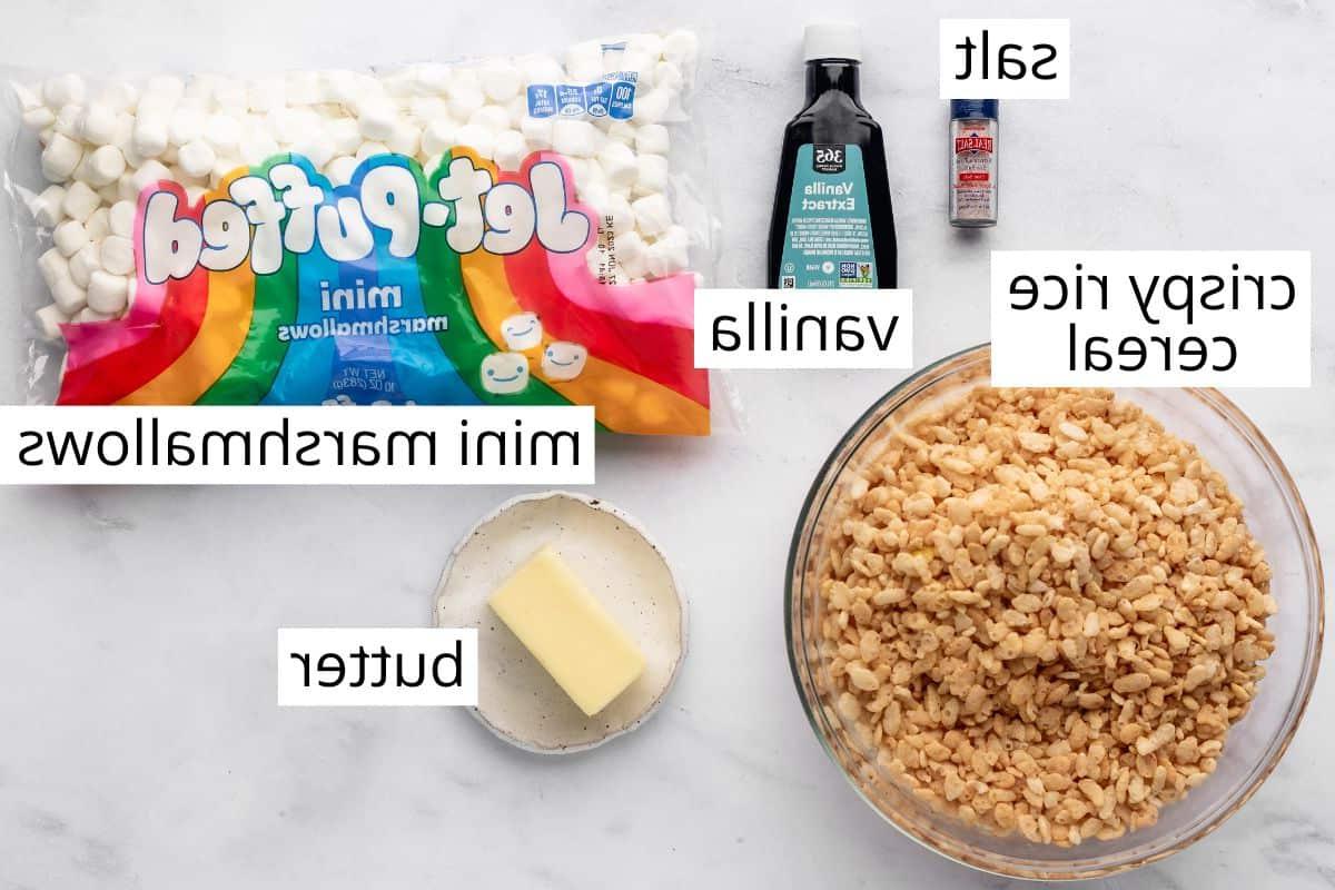 Φωτογραφία από ψηλά των επισημασμένων υλικών σε αυτή τη συνταγή για Σούσι Επιδόρπιο από Ρυζογκοφρέτες