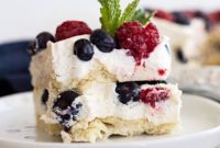 No-Bake Berry Icebox Cake