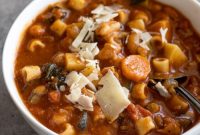 Hearty Minestrone Soup