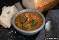 Hearty Slow Cooker Lentil Soup