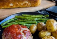 One-Pan Mini Meatloaves with Green Beans and Potatoes