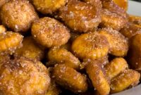 Churro Glazed Oyster Cracker Delight