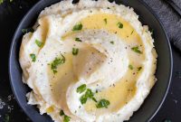 Velvety Garlic Herb Mash