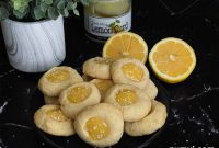 Bright Lemon Thumbprint Gems