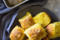 Fall Harvest Pumpkin Dinner Rolls