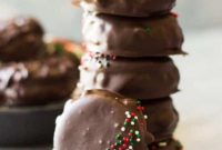 Salty-Sweet Peanut Butter Ritz Treats