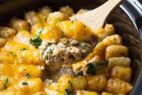 Easy Slow Cooker Bacon Cheeseburger Tater Tot Casserole