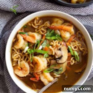 This Easy Shrimp Ramen Soup is so much better than that packet of noodles!! Packed with vegetables, shrimp, and full of flavor! #shrimp #soup #easyrecipe #ramen