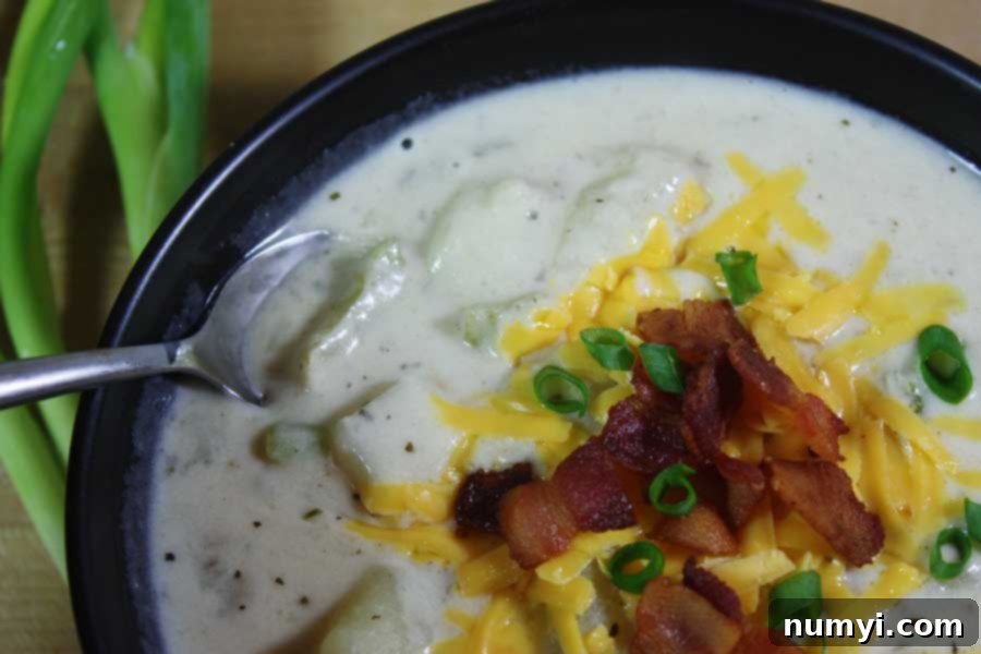 Creamy Potato Soup - Creamy, thick and absolutely delish!