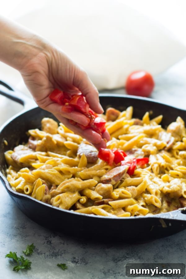 One Pot Cajun Chicken Alfredo is a quick and easy 30 minute meal that is full of flavor! | www.countrysidecravings.com