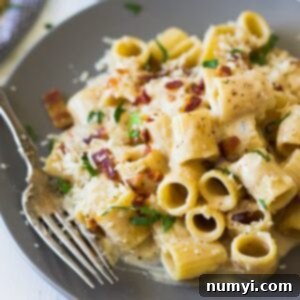 Creamy One-Pan Bacon Alfredo 6 img 8440 5