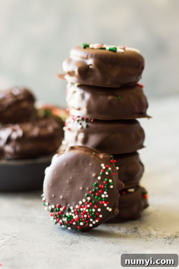 Delicious 3-Ingredient Peanut Butter Ritz Cracker Cookies, perfect for Christmas or any time of year. Simple no-bake holiday treats.