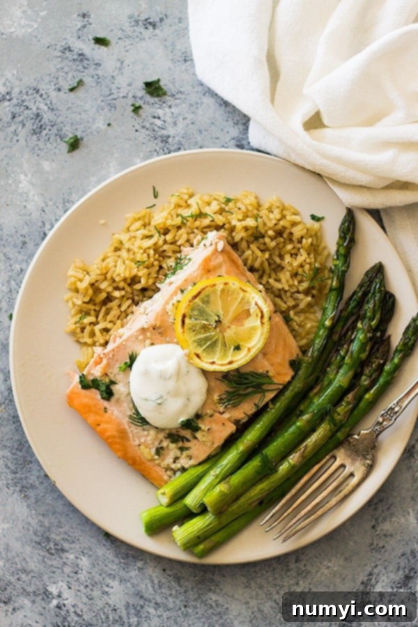 This Simple Sheet Pan Salmon and Asparagus is dinner made on one sheet pan and on your table in 20 minutes! | www.countrysidecravings.com